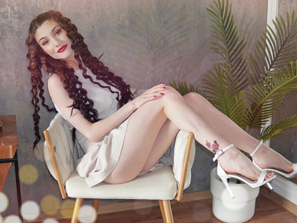 HannahReynoldss></p>

       
    </div>
    </div>
</div>
<div class=
